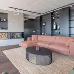 Luxury Beachside With A Pool And A Sea View Vila *