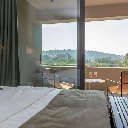 וילה Luxury Beachside With A Pool And A Sea View באניולה